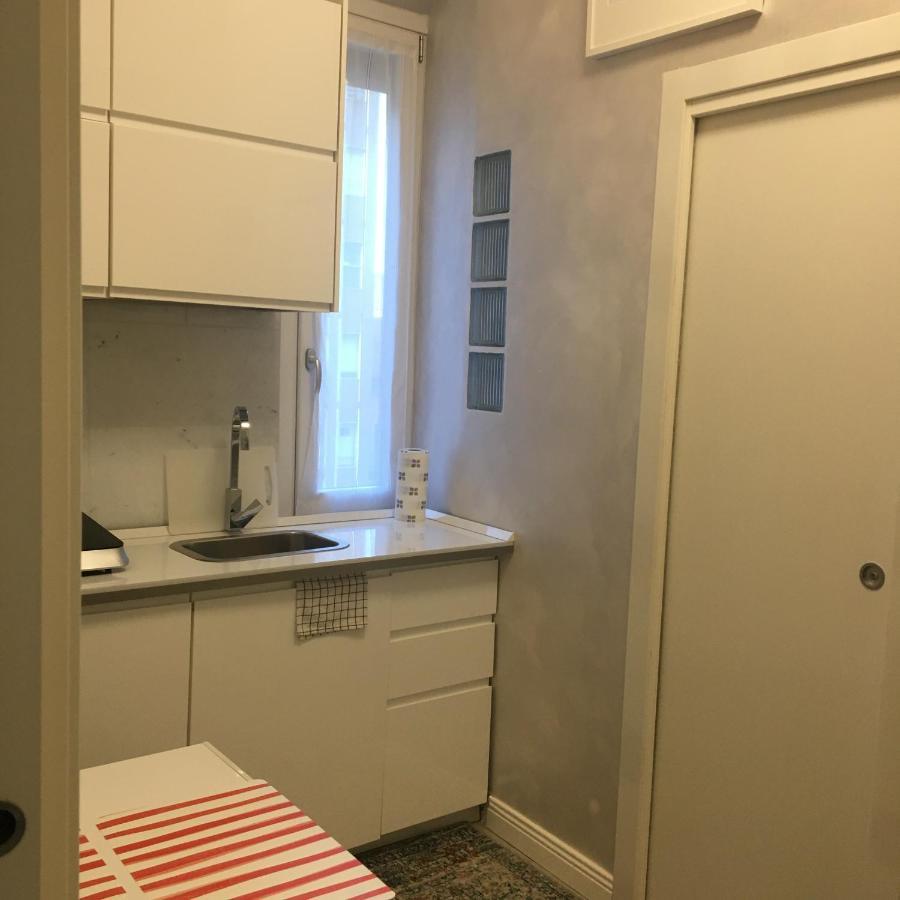Studio Monte Ceneri Apartment Милано Екстериор снимка